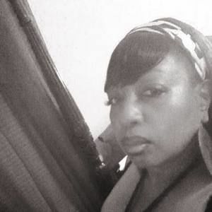 Meet your Posher, Evette